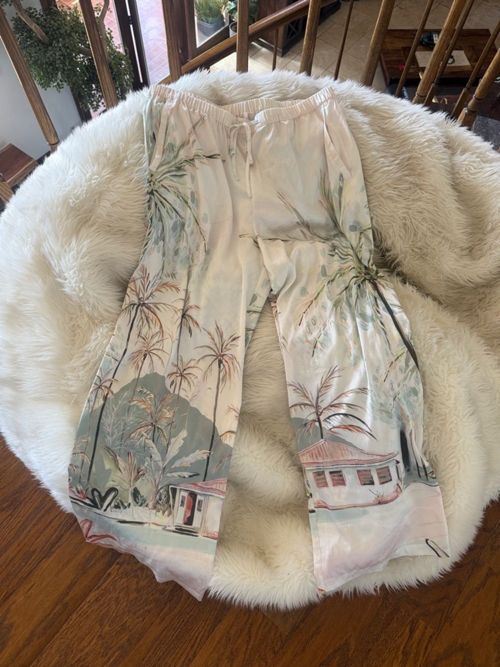 Silky beach summer pants